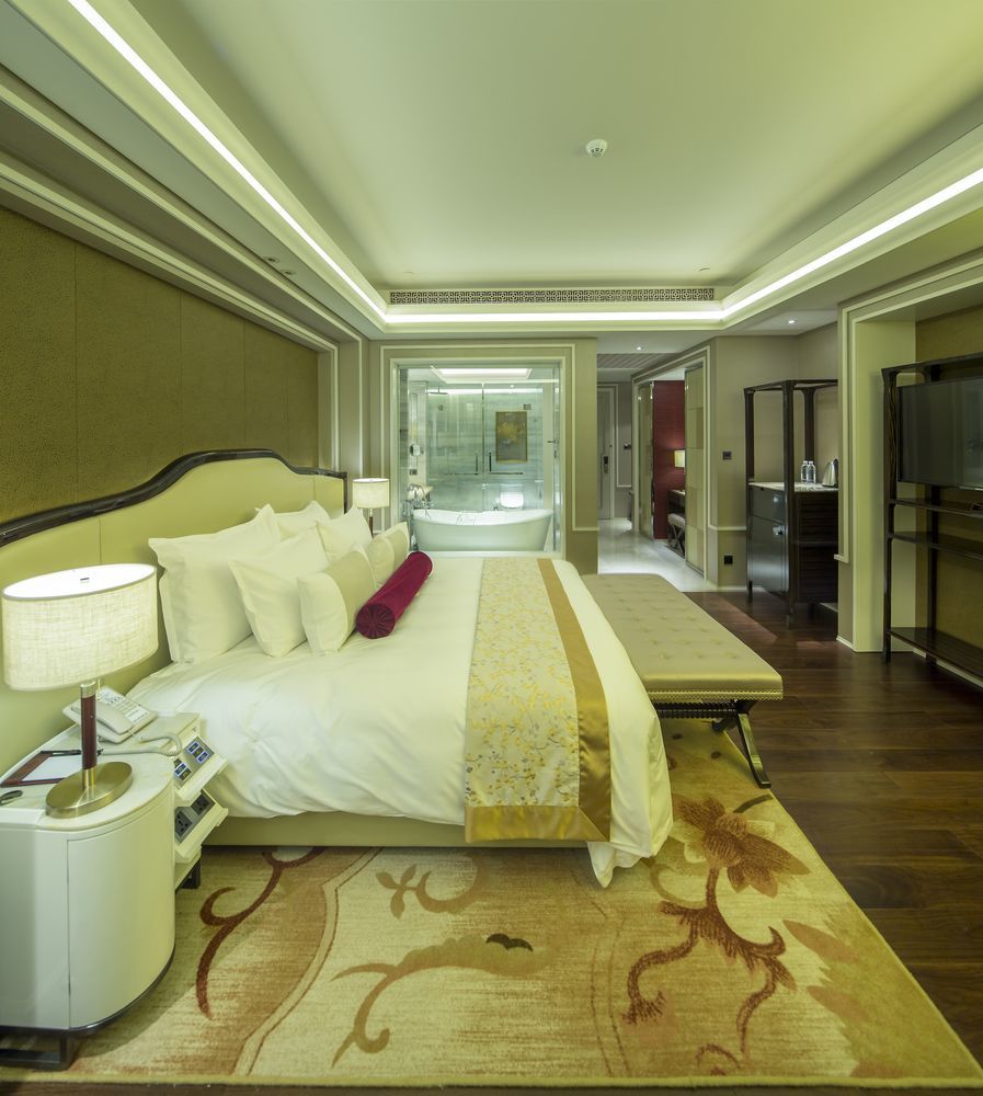 Grand Bay Hotel Beijing Jinpoluo Екстериор снимка